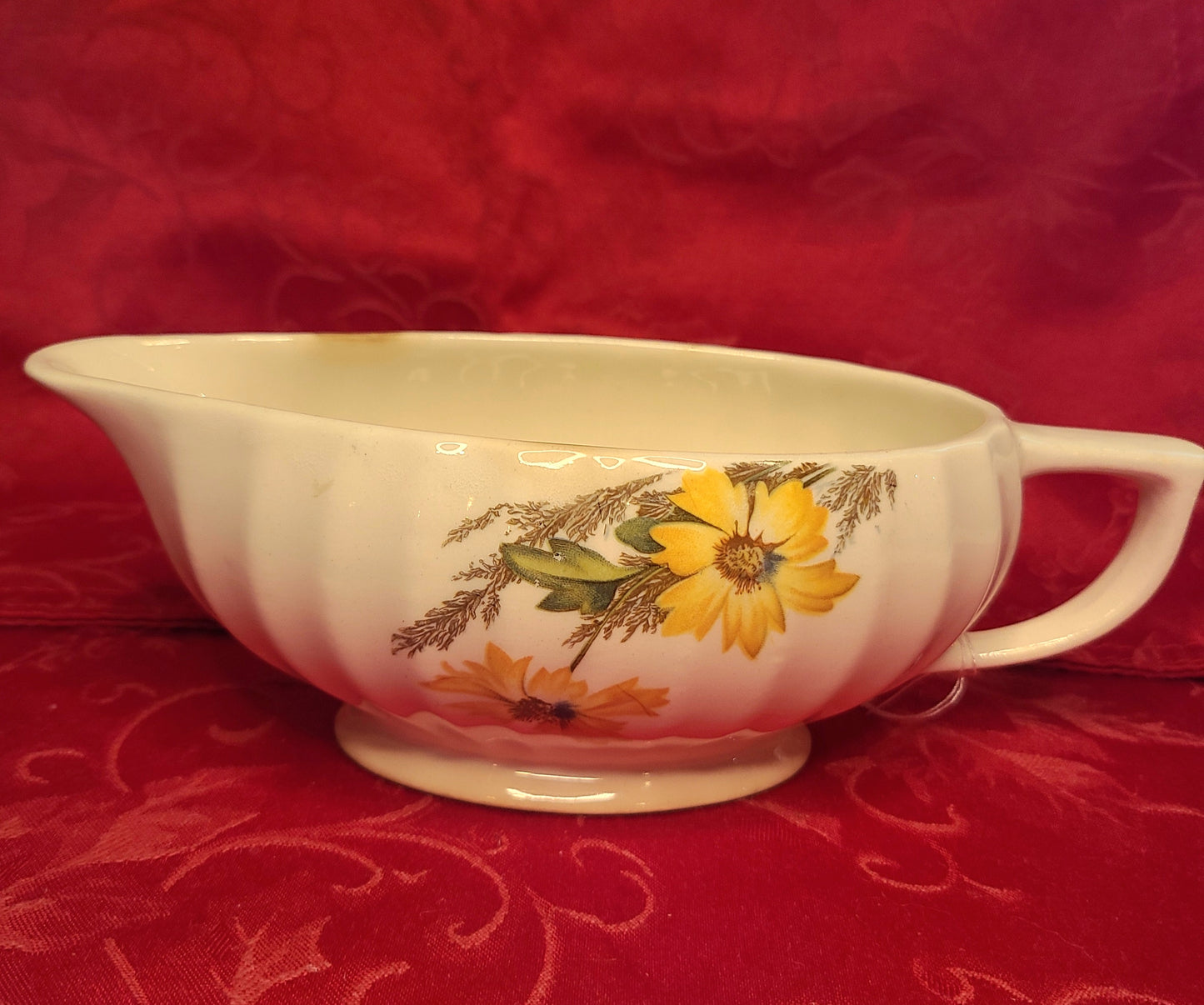 Vintage Limages-American "Yellow Daisy" Pattern Gravy Boat with Fluted Design