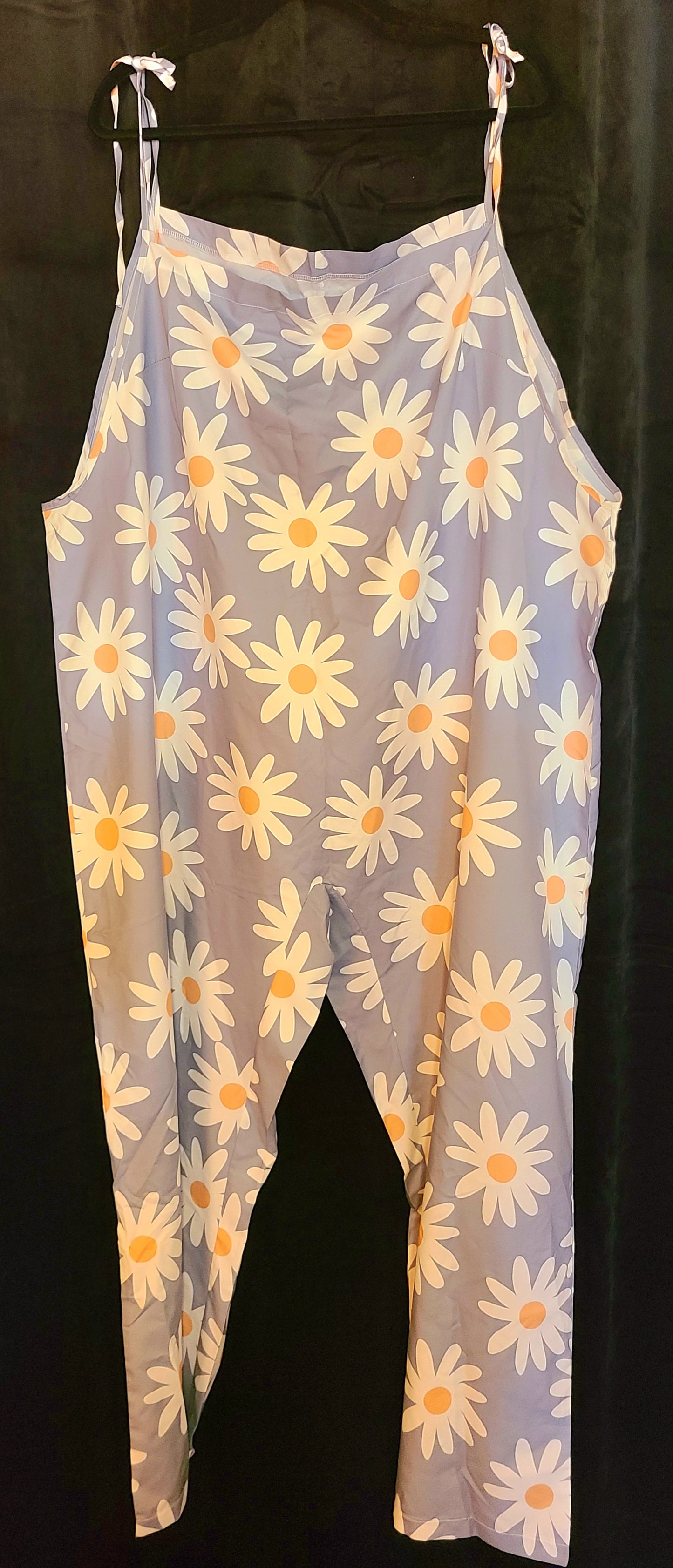 Grey with White Daisies Tie Shoulder Jumpsuit Size 3X
