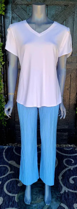 White V Neck Tulip Sleeve Top