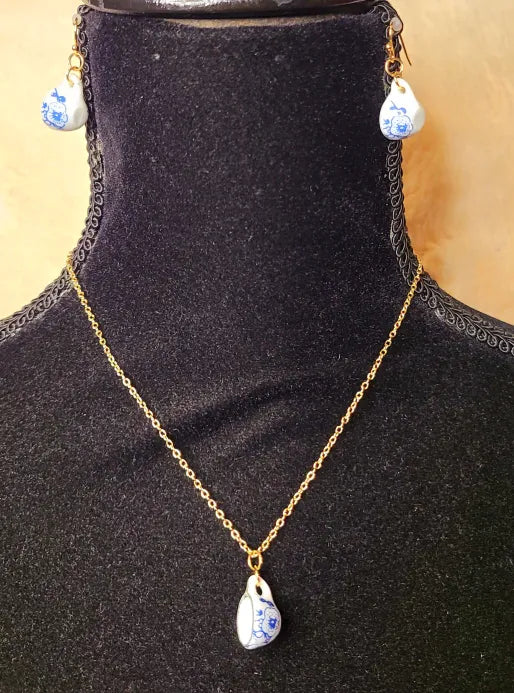 Blue Teacup Gold Necklace and Earrings Set