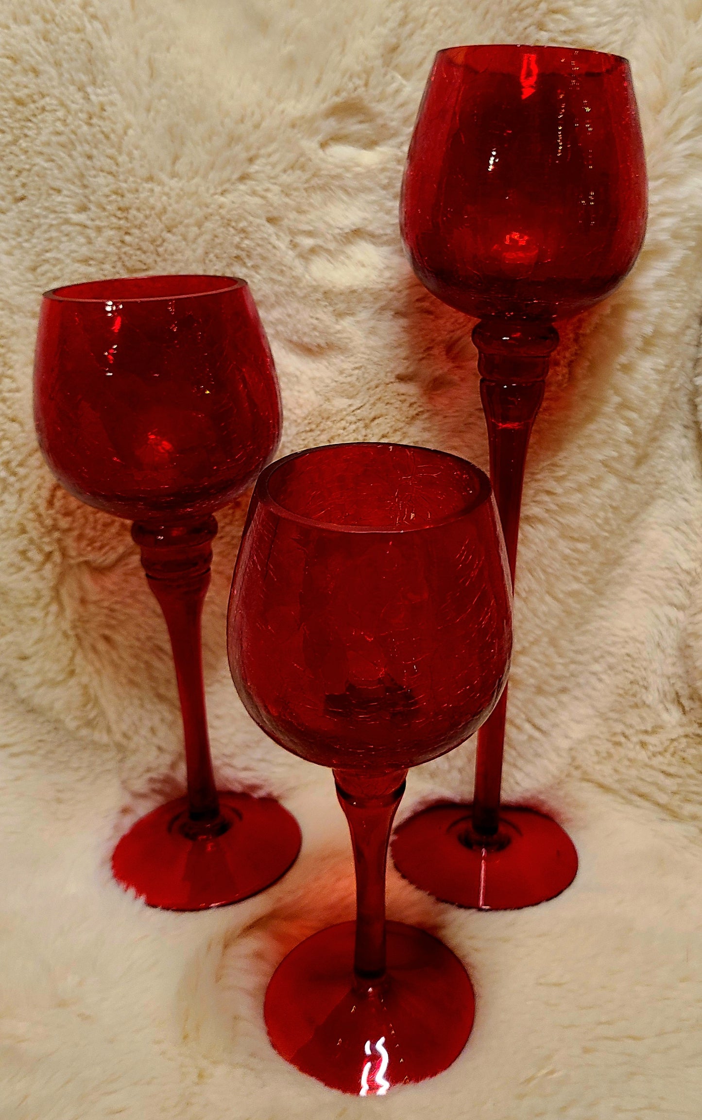 Set of 3 Different Sizes Red Goblets