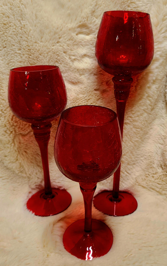 Set of 3 Different Sizes Red Goblets