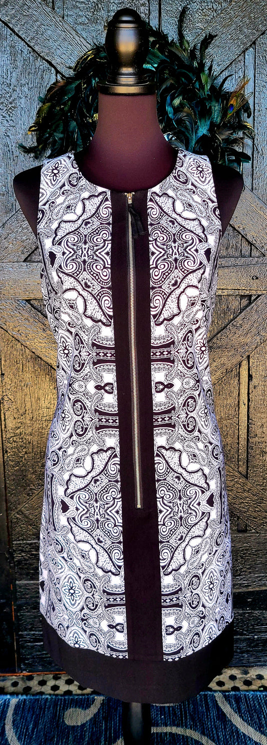 Black and White Multiprint Zip Up Sleeveless Dress
