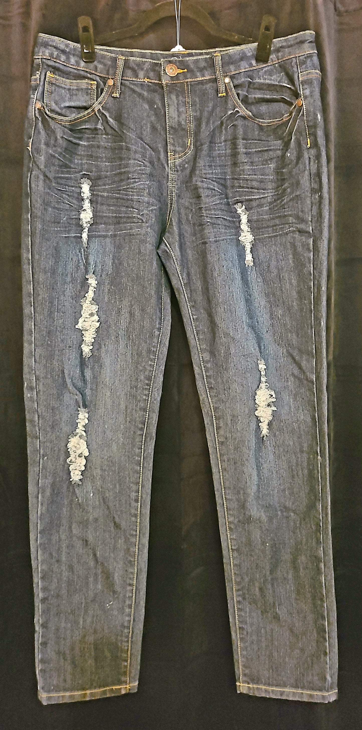 Blue Pearl Dark Wash Distressed Jeans Size 20