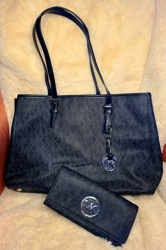 Michael Kors Black Jet Set Tote Bag with Matching Wallet Set
