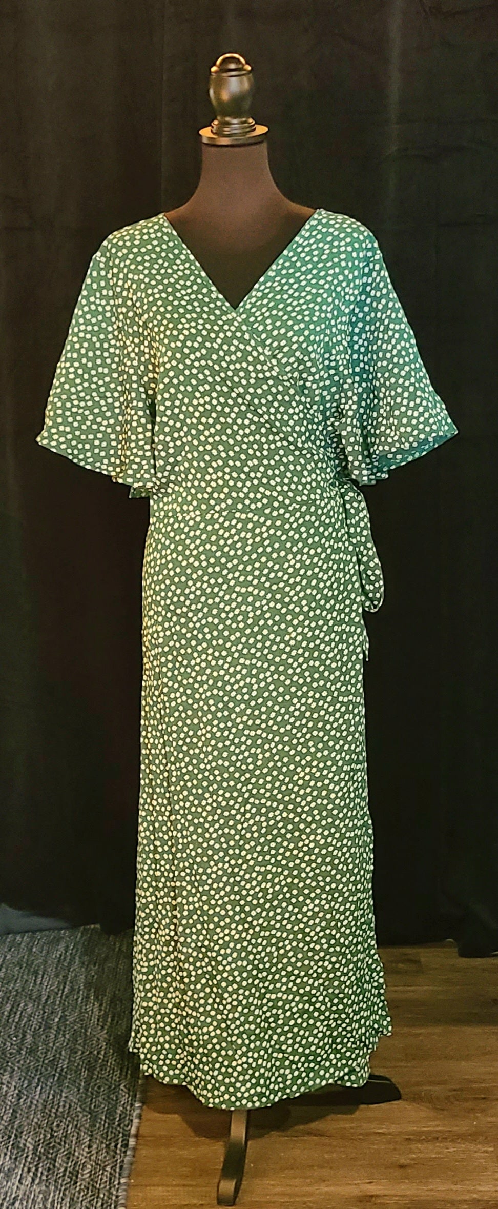 Green with White Floral Wrap Maxi Dress Size 3X