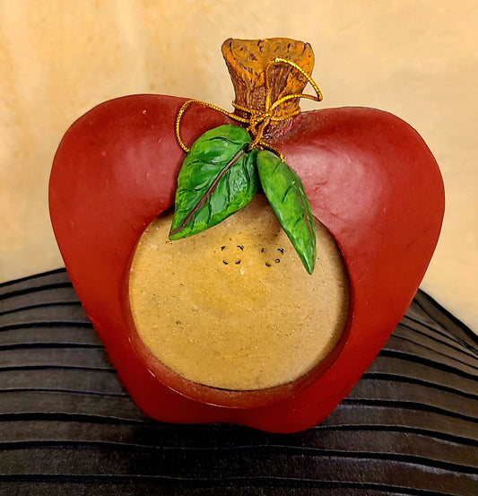 Vintage Style Apple Picture Frame