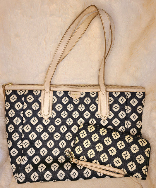 Gently Used Fossil Bag with Matching Wallet Set