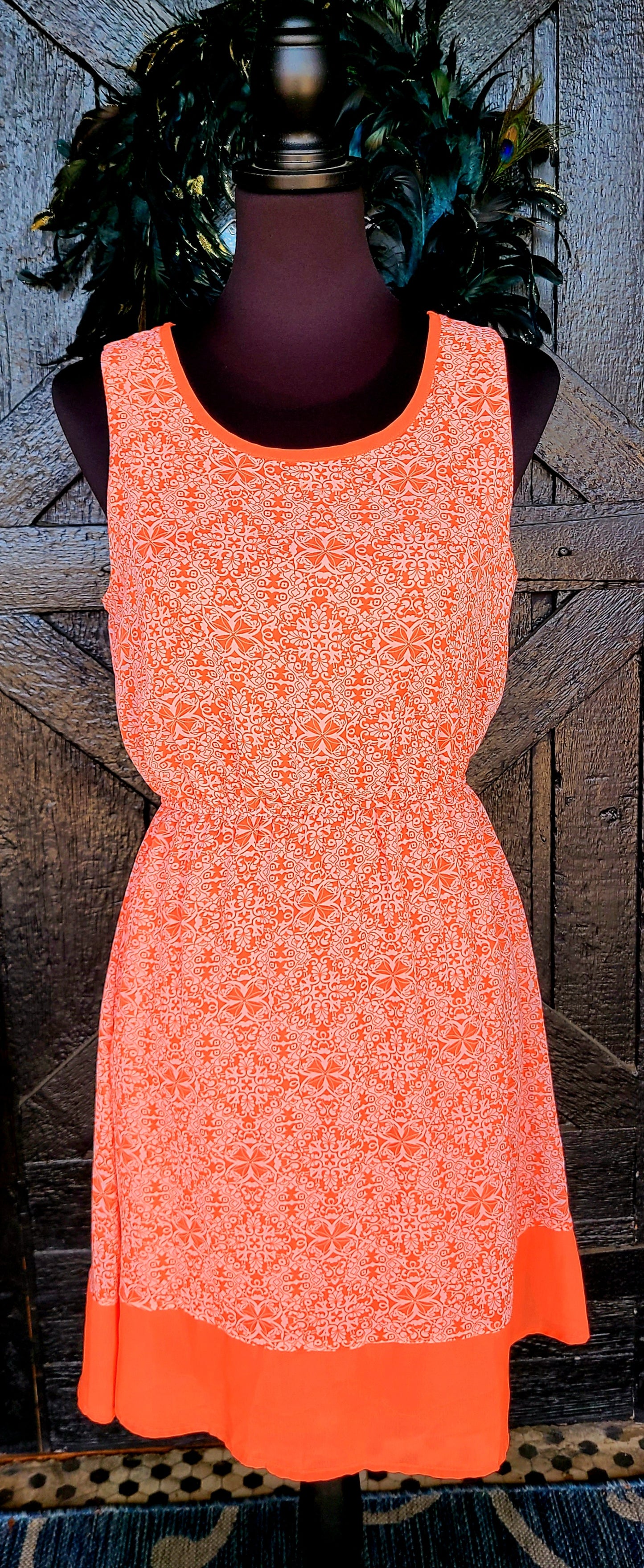 Delirious Orange Sleeveless Dress Size Small/Medium