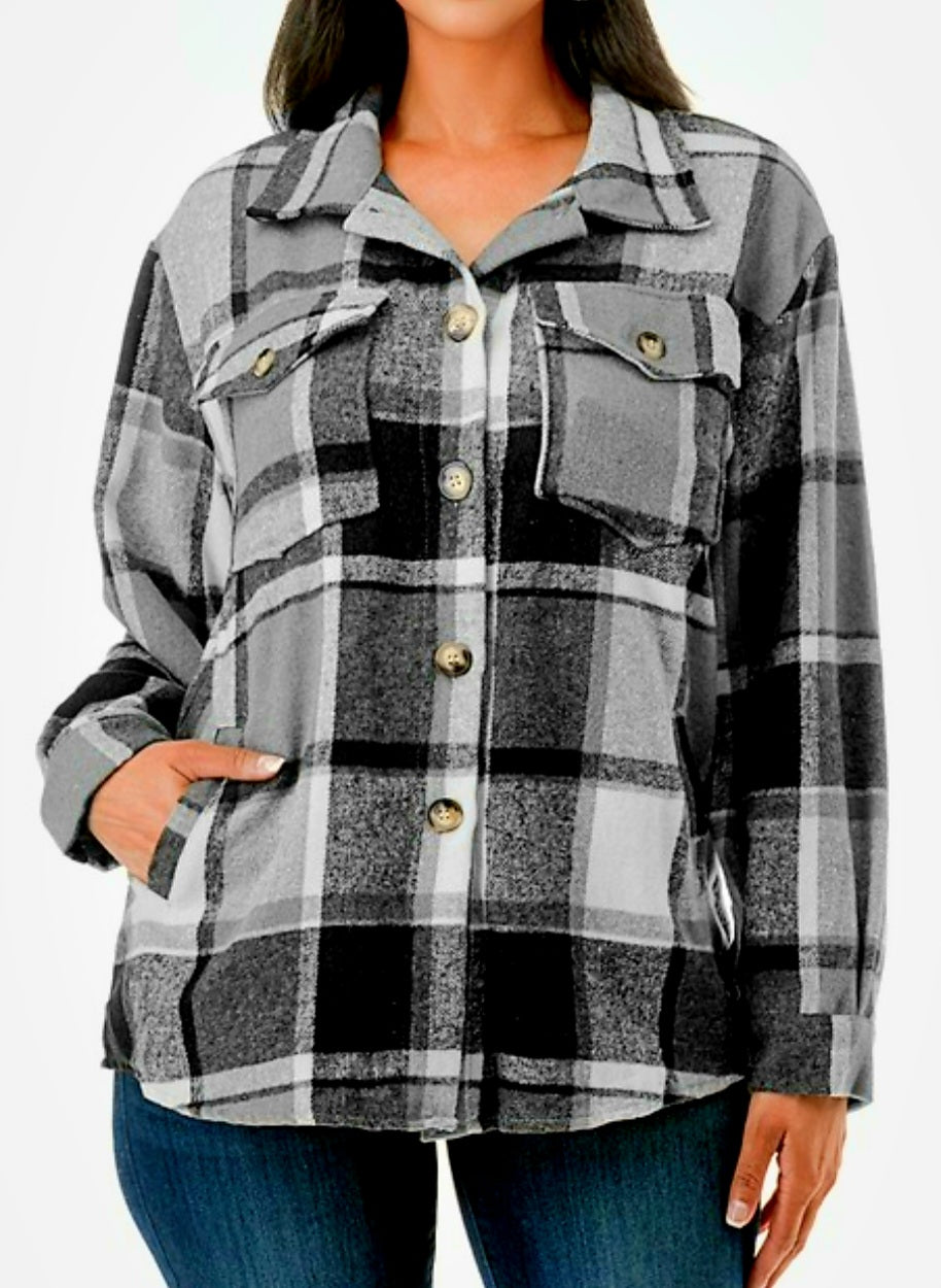Black and White Flannel with Pockets